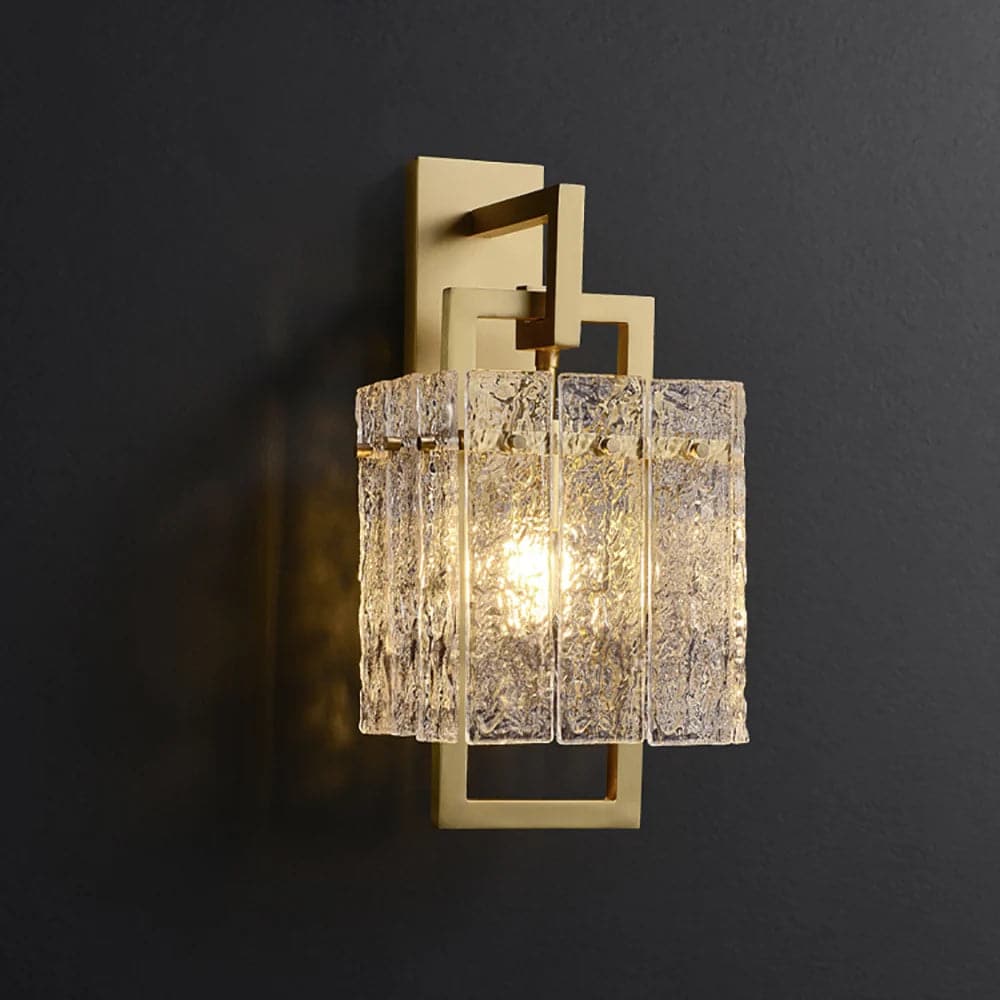 Modern 1-Light Brass Wall Sconce with Water-ripple Glass Shade