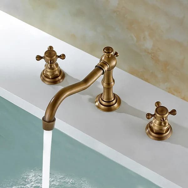 Traditional Double Handle Bathroom Widespread Sink Faucet Victorian Spout