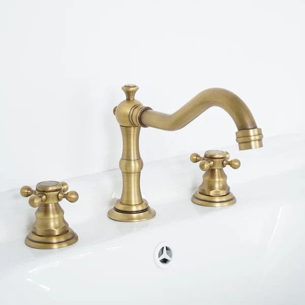 Traditional Double Handle Bathroom Widespread Sink Faucet Victorian Spout