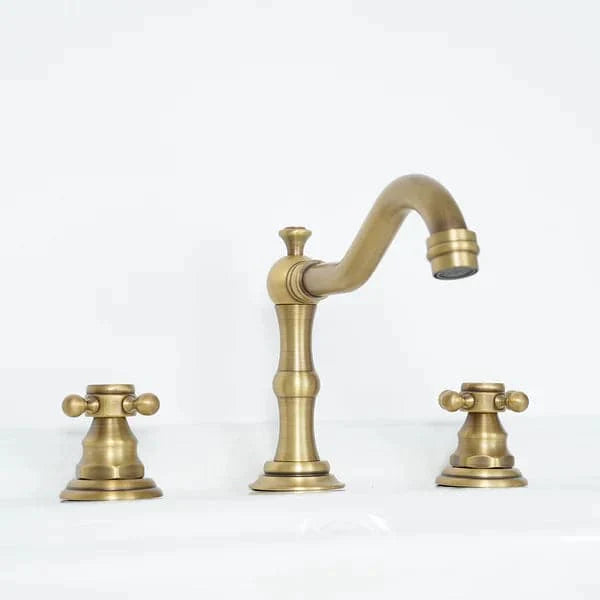 Traditional Double Handle Bathroom Widespread Sink Faucet Victorian Spout